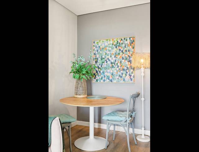 1 BEDROOM APARTMENT FOR SALE IN CAPE TOWN CITY CENTRE